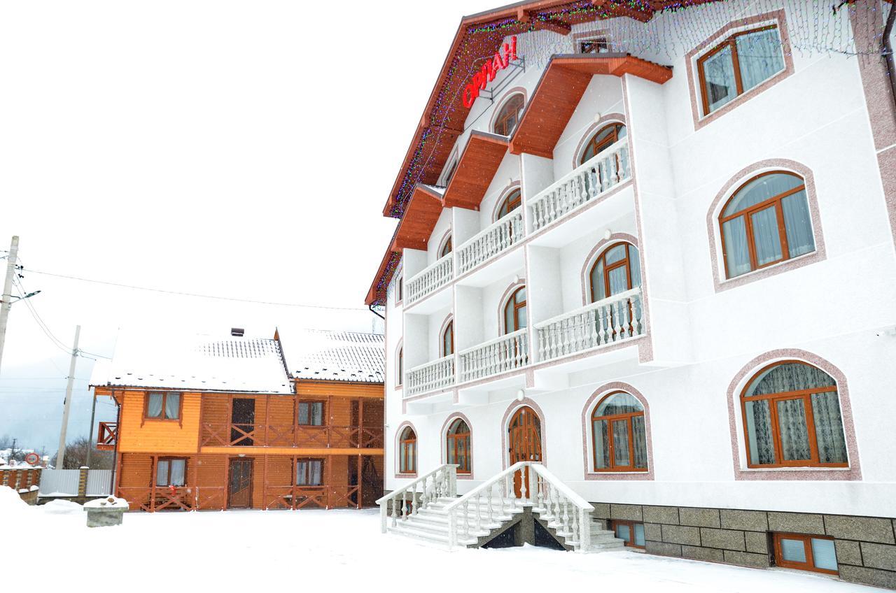 Apart-Hotel Orlan Mykulytjyn Exteriör bild