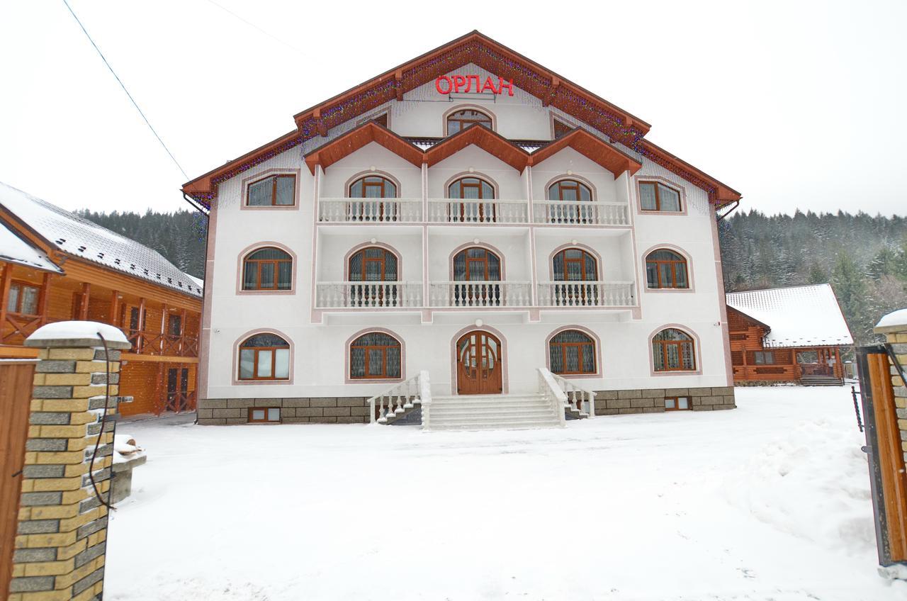 Apart-Hotel Orlan Mykulytjyn Exteriör bild